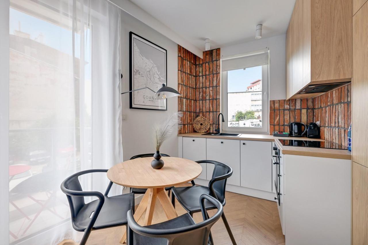 Aura 40 City Center & Free Parking By Downtown Apartments Гданьск Экстерьер фото